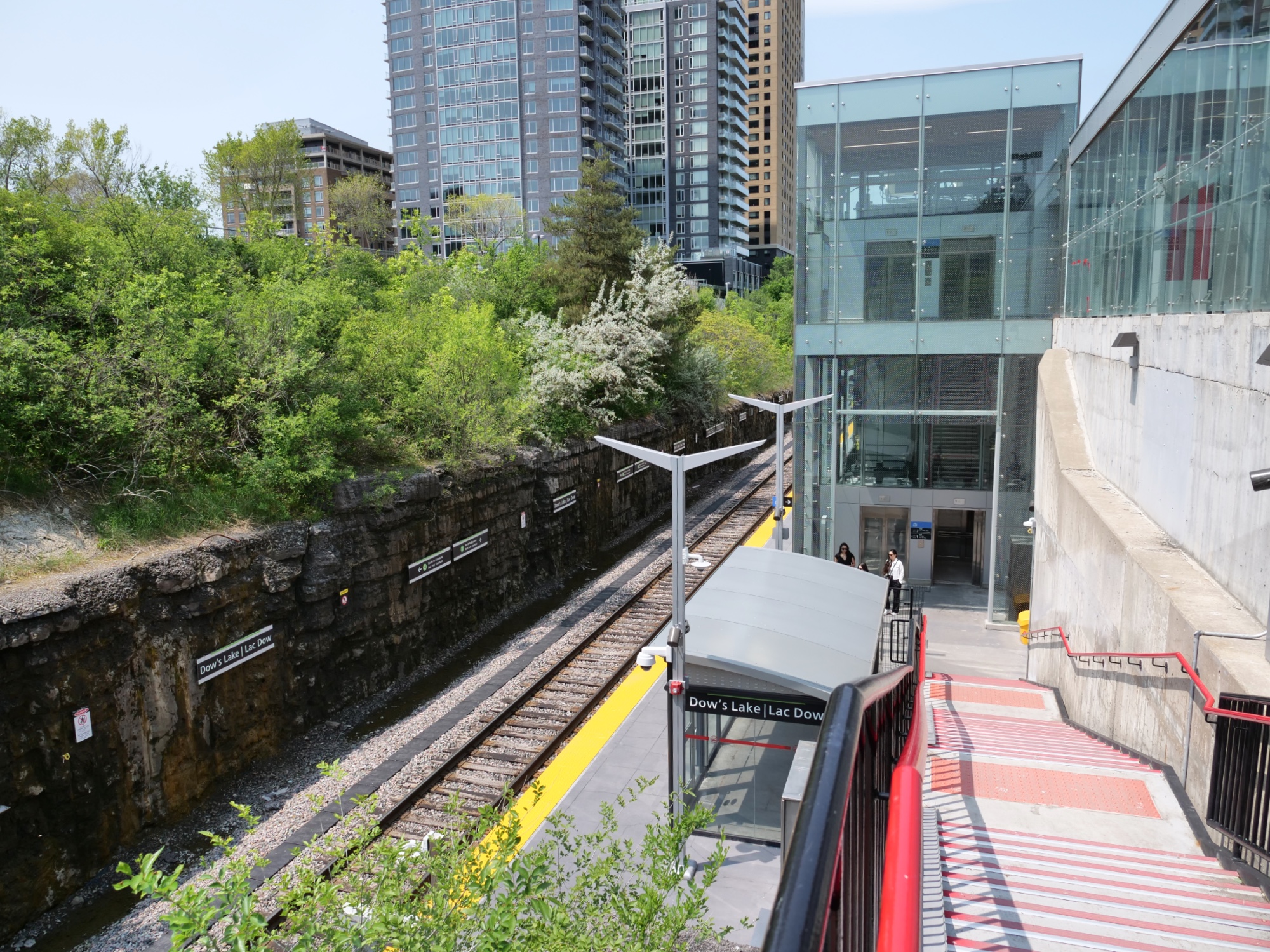 Dow's Lake station exterior